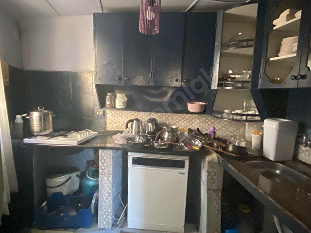 Kemalpaşa örende tek tapulu müstakil ev - Görsel 6