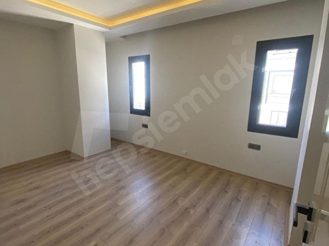 MURAT EMLAKTAN ANIT MAH. 85 METRE KARE 2+1 AMERİKAN MUTFAK SATILIK DAİRE - Görsel 10