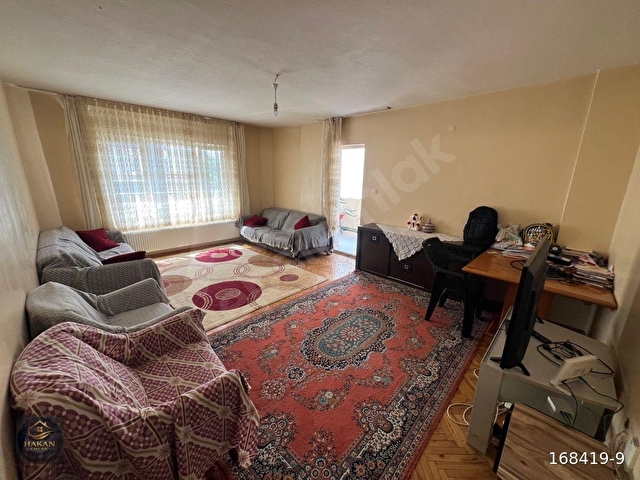 HAKAN EMLAKTAN BAĞIMSIZ 3+1 GİRİŞ KAT FIRSAT DAİRE - Görsel 2