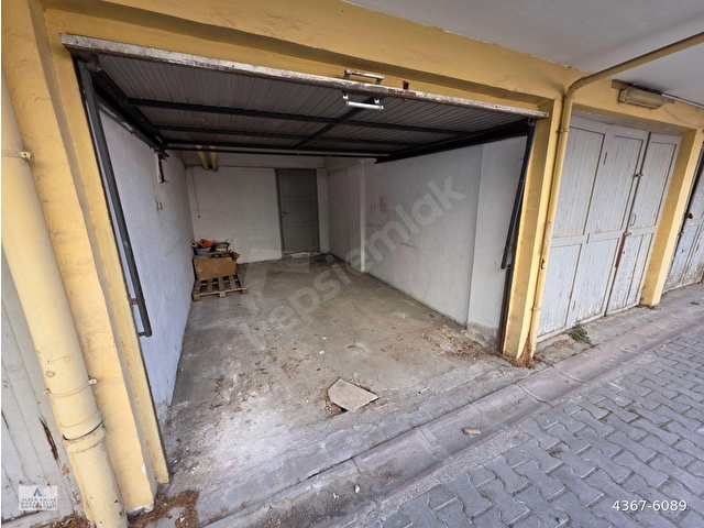 GÜNEŞ CADDESİ SATILIK MÜSTAKİL TAPULU KAPALI GARAJ (DEPO) 16 m2.