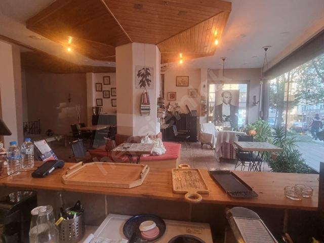 ŞEHİR; HOŞDERE CADDESİ ÜZERİNDE,ÖNÜ BAHÇELİ KAFE DEVREDİYOR