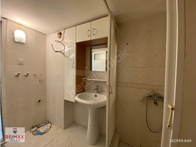 Bayraklı Bölge Metro Yakını 2+1 Kiralık Daire - Görsel 11