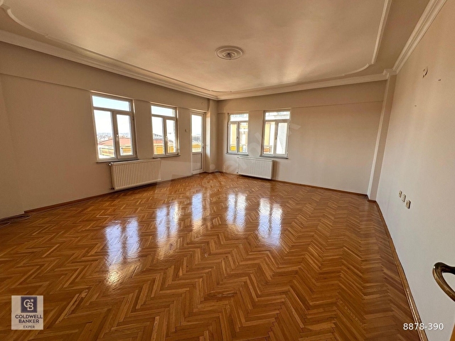 BURSA HÜDAVENDİGAR BAHÇE KATI SATILIK DAİRE - Görsel 3