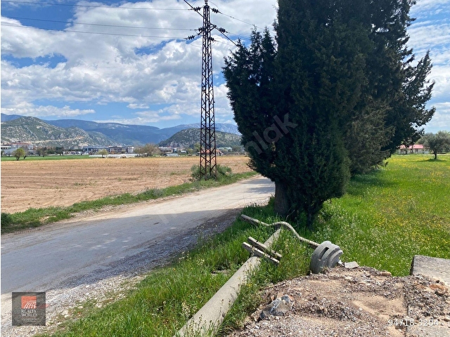 Muğla Menteşe Merkezde Kiralık 5000 m2 Tarla - Görsel 12