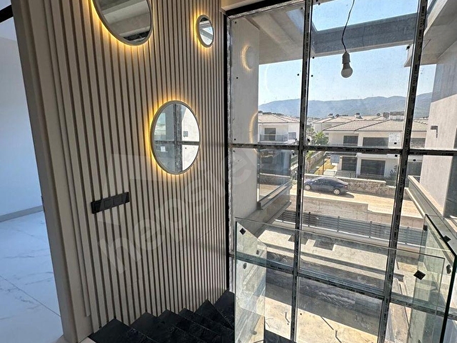 KUŞADASI SOĞUCAKTA SİTE İÇERİSİNDE LÜKS AKILLI VİLLA - Görsel 21