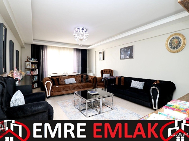 EMRE EMLAKTAN İSTASYONDA GENÇ BİNADA ARAKAT ASANSÖRLÜ GENİŞ SATILIK 3+1 DAİRE