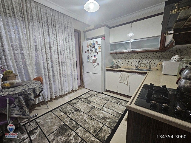 KÜÇÜK ÇİĞLİDE GENİŞ BAHÇELİ, KAMELYALI, OTOPARKLI 3+1 FIRSAT DAİRE! - Görsel 3