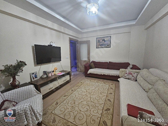 KÜÇÜK ÇİĞLİDE GENİŞ BAHÇELİ, KAMELYALI, OTOPARKLI 3+1 FIRSAT DAİRE! - Görsel 6