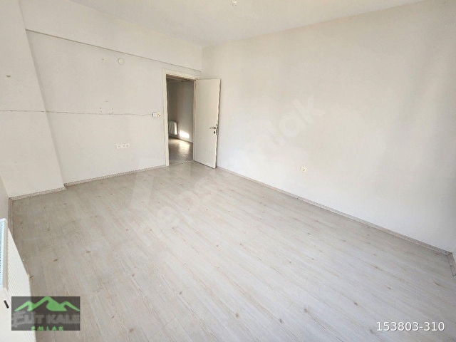 BARBAROS MAH. - HAVALİMANI MEVKİİ - 70 M2 KAPALI MUTFAKLI KİRALIK 1+1 DAİRE - Görsel 7
