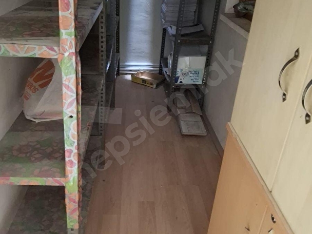GÜN EMLAKTAN YENİMAHALLE METRO YAKIN 3+1 YARI KOT BAKIMLI DAİRE - Görsel 9