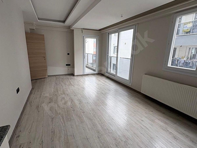 BERGAMA ATATÜRK MAHALLESİNDE 1+1 KİRALIK DAİRE - Görsel 3