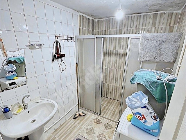 NİZAMİ BİNA ! NİNE HATUN MAH.ÜÇYÜZLÜ MEYDAN MERKEZİ KONUM ! 2+1 95m2, 15m2 HİSSELİ, SATILIK DAİRE - Görsel 13