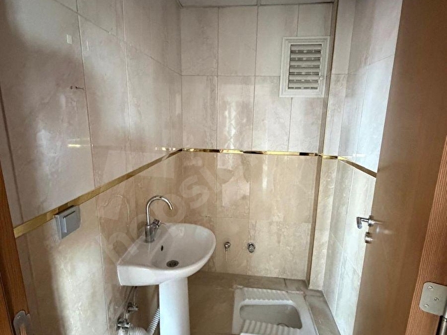 ACİL! FEVZİÇAKMAKTA 3 CEPHELİ 145 m² 3+1 DAİRE - Görsel 5