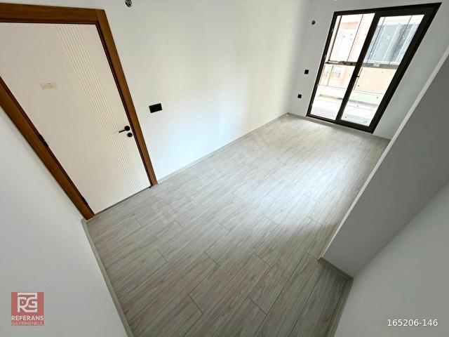 🏡 REFERANSTAN ALTINKUMDA DENİZE 400 MT ÇİFT BALKON ARA KAT 2+1 DAİRE - Görsel 5