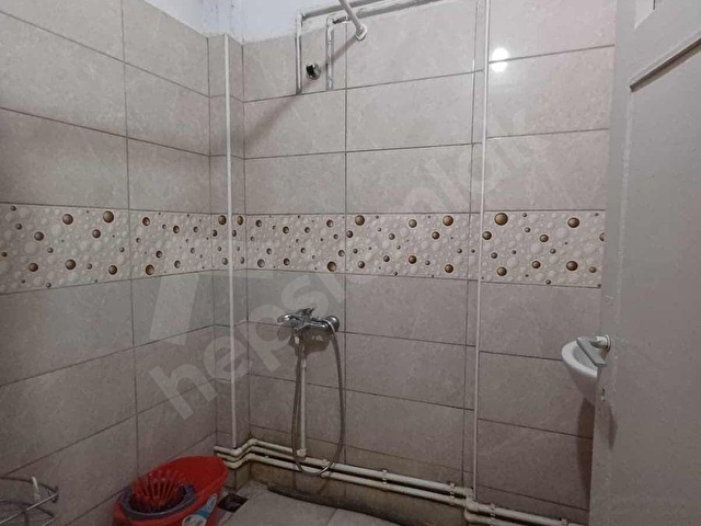 ŞEHİR MERKEZİNE YÜRÜME MESAFESİNDE EŞYALI KİRALIK 2+1 DAİRE - Görsel 5