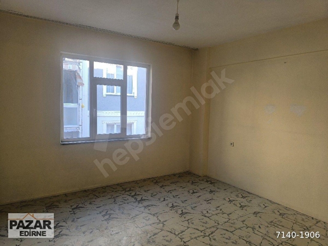 EDİRNE MERKEZ,TAŞLIKTA,AYRI MUTFAKLI,ÇİFT KAPALI BALKONLU,FERAH VE AYDINLIK DAİRE. - Görsel 15