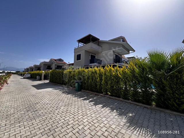 ANTALYA BELEKTE SİTE İÇİNDE MÜSTAKİL HAVUZLU SATILIK VİLLA - Görsel 2