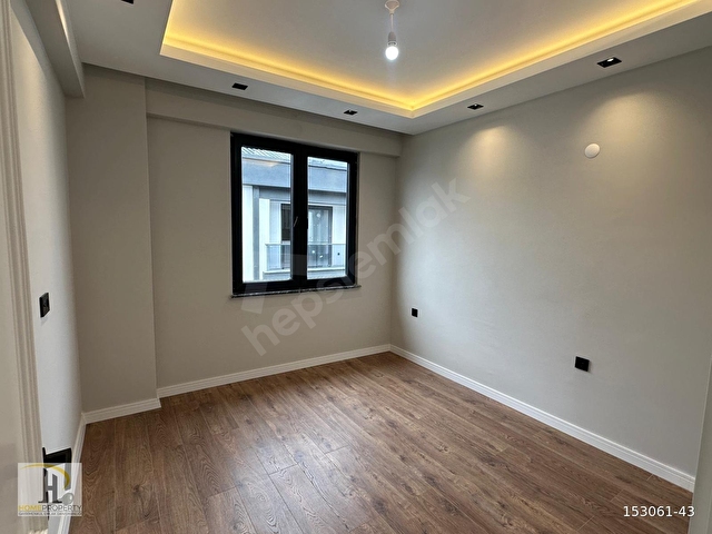 CEF CİTY CUMHURİYET 2 BLOK SİTE İÇİ HAVUZLU BALKONLU 1+1 KİRALIK - Görsel 13