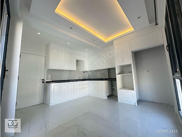 DEMİRLERDEN NAZ BAYRAKTA CADDE ÜSTÜ 3+1 KİRALIK DAİRE - Görsel 7