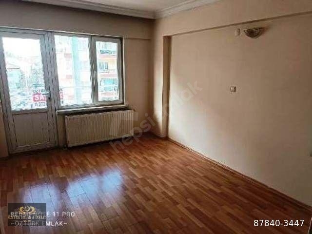 AFYON ÖZTÜRK EMLAKTAN ÇARŞI MERKEZDE 3+1 AFJETLİ KİRALIK DAİRE - Görsel 9