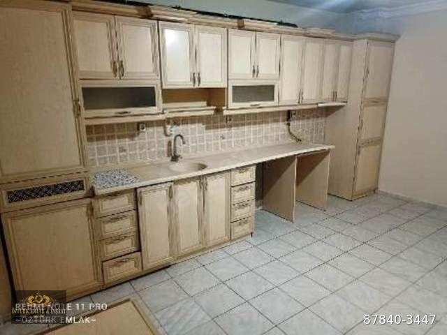 AFYON ÖZTÜRK EMLAKTAN ÇARŞI MERKEZDE 3+1 AFJETLİ KİRALIK DAİRE - Görsel 12