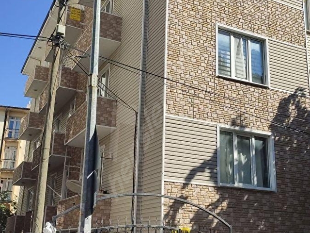 Turyap İstasyondan Bahçelievlerde Satılık 1+1 Daire