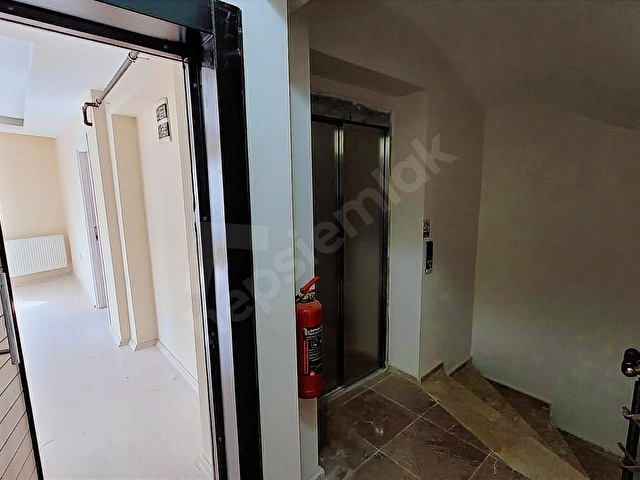BAŞ-KALEDEN MÜKEMMEL GENİŞLİKTE VE KONUMDA SATILIK 2+1 DAİRE - Görsel 2
