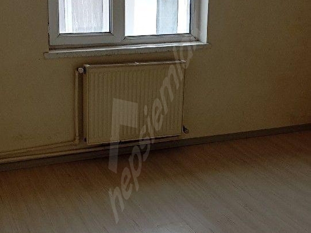 ÇİLEK SOKAKTA 3+1 ÜST KAT BOŞ - Görsel 4