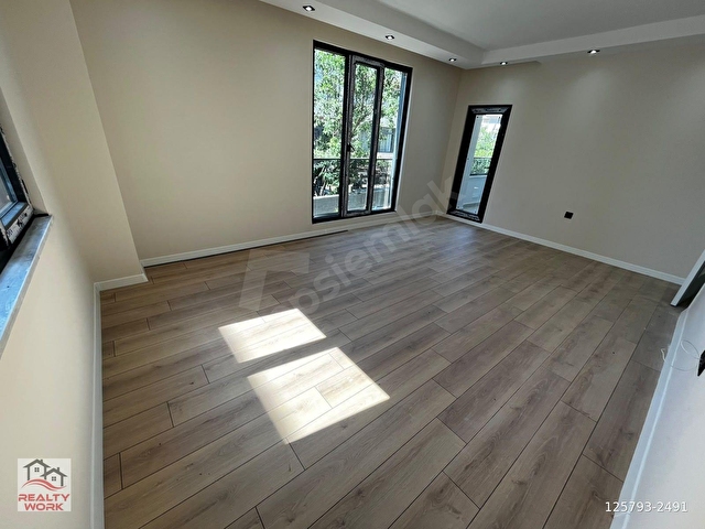 İSTASYON CADDESİ YAKINI,ASANSÖRLÜ,ÇİFT BALKONLU 120 M2 3+1 - Görsel 15