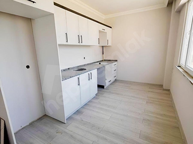 Edirne Kurtuluş Mah Site içerisinde kiralık 1+1 daire - Görsel 13