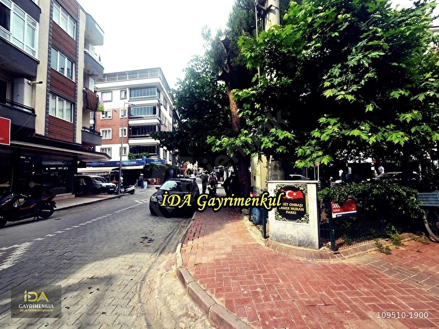 İDADAN EDREMİT MERKEZDE ÜÇGENPARKTA SATILIK ARAKAT 3+1 DAİRE