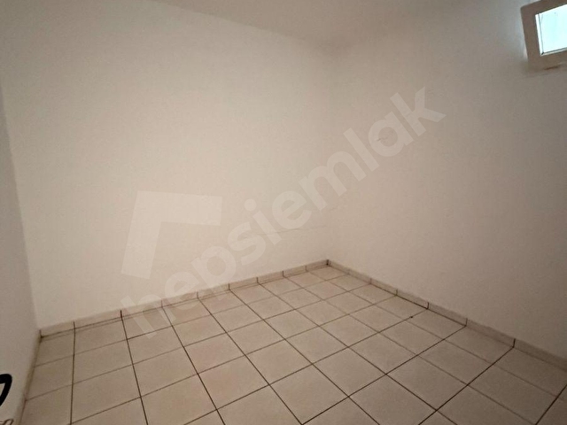 Bodrum Turgutreis Merkez Migros Market Üstü 4+1 Kiralık Ofis veya Ev - Görsel 8