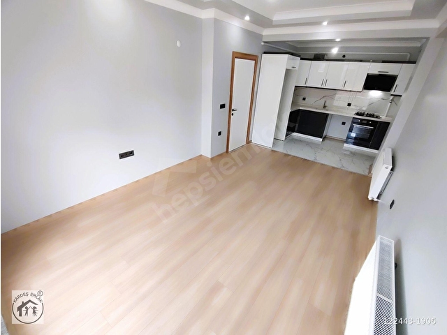KARDEŞTEN EDREMİTTE YÜKSEKOKULA YAKIN DOĞALGAZLI AMERİKAN MUTFAKLI YÜKSEK GİRİŞ YENİ 1+1 DAİRE - Görsel 8