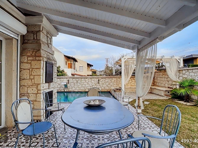 İzmir Çeşme Alaçatı Satılık Villa 4+1 Müstakil Havuzlu - Görsel 23