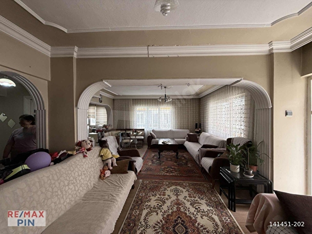 RE/MAX PİNDEN ADNAN MENDERES BULVARINA YAKIN FIRSAT 4+1 DAİRE - Görsel 10