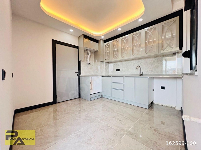 Antalya’da 2+1 Sıfır Modern Mimarisiyle Satılık Daire - Görsel 9