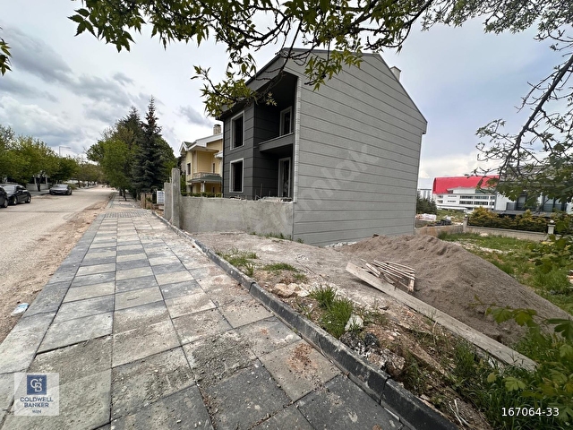 İNCEK TEK YAPIDA PRESTİJLİ KONUMDA 345 M² VİLLA ARSASI - Görsel 30
