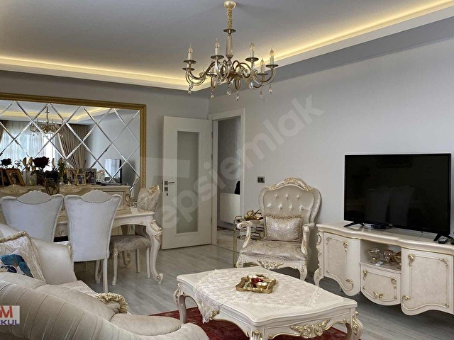 Tapugo`dan Sahile, Tramvaya Yürüme Mesafesi | 170 m² Geniş 3+1 - Görsel 5
