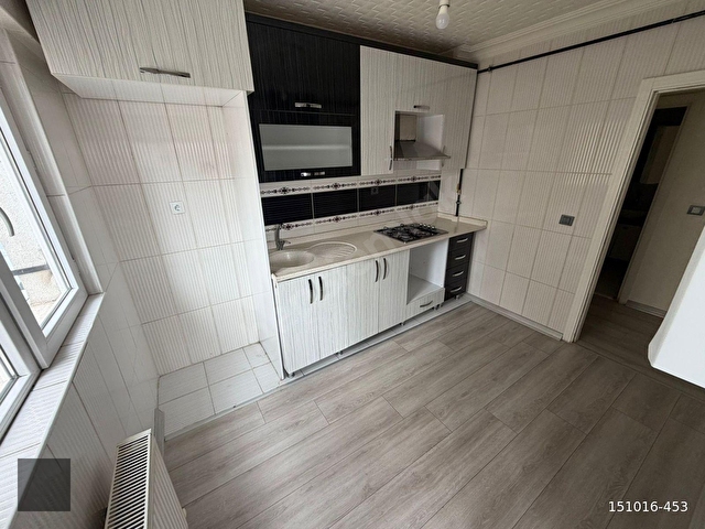 MALAZGİRT MAH/DE KAT KONUMUNDA BAĞIMSIZ MUTFAK 1+1 DAİRE - Görsel 3