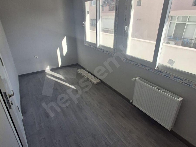 CEMALPAŞADA TERASLI SIFIR DAİRE MASRAFSIZ A.MUTFAK 2+1 KİRALIK - Görsel 11