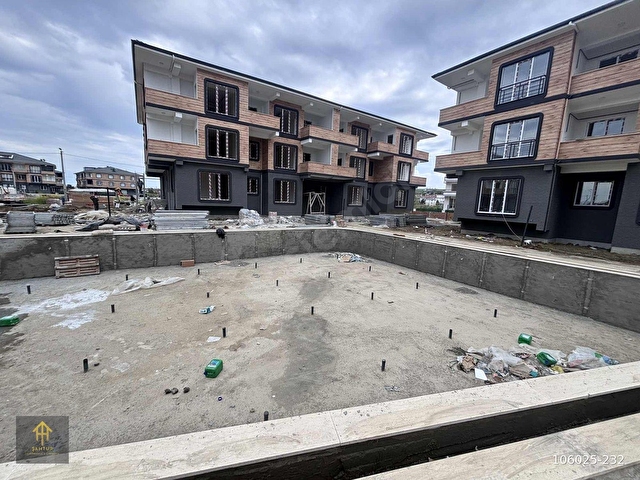 ŞAHTURDAN TEKİRDAĞ KUMBAĞDA HAVUZLU SİTEDE SATILIK 2+1 DAİRE - Görsel 17