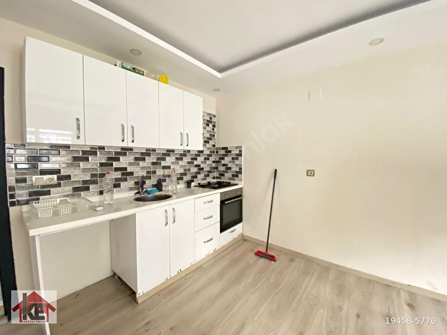 MAVİ BULVARDA DOĞALGAZLI GENİŞ OTURUM 1+1 KİRALIK FIRSAT DAİRE - Görsel 3