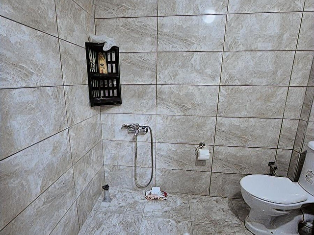AY EMLAKTAN CADDE ÜZERİ BODRUMLU 650m2 KULLANIM ALANLI DÜKKAN - Görsel 25