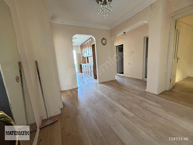 YATIRIMA VE OTURUMA UYGUN MERKEZİ LOKASYONDA 3+1 SATILIK DAİRE - Görsel 4