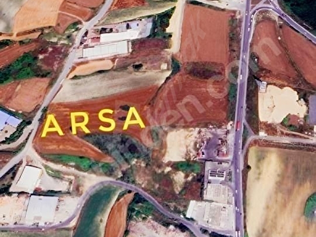HADIMKÖYDE ANA YOLA CEPHELİ ARSA - Görsel 2