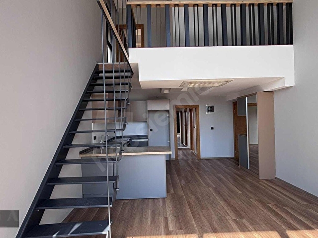 FORUM AVM İÇİNDE KORU MANZARALI ÜMSANDA KİRALIK LOFT DAİRE - Görsel 10