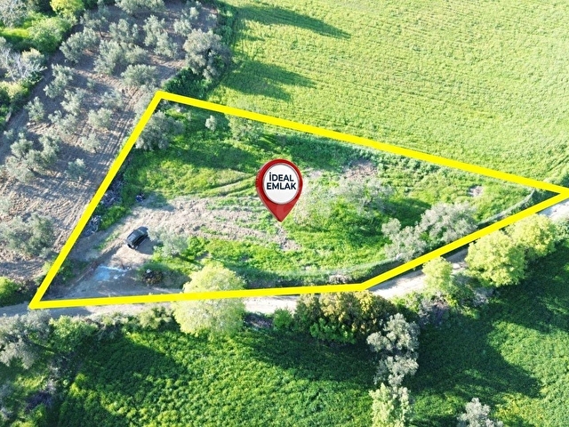 Lapseki Kangırlıda Boğaz Manzaralı & Köy Dibinde 1.539 m2 Tarla - Görsel 22