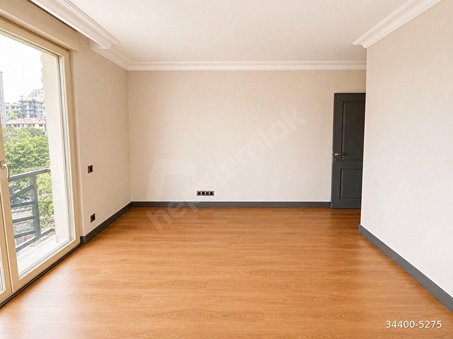 KADIKÖY BAĞDAT CADDESİNDE 4+1 SATILIK DAİRE TROYKADAN - Görsel 10