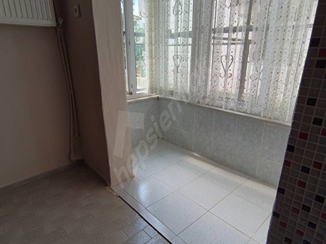 Aile Apartmanında Sahibinden Kiralık Giriş Katı. - Görsel 8