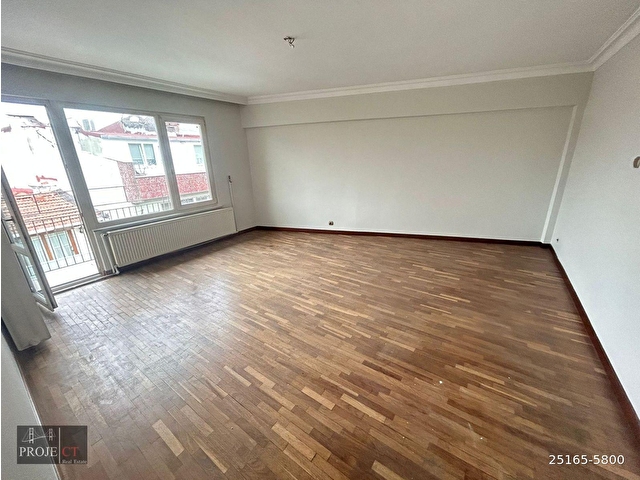 Şişli Sıracevizler Caddesi'nde 3 5+1 Asansörlü Satılık Daire